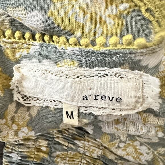 Anthropologie a’reve Top Embroidered V-neck Boho Blouse Floral Size M - Picture 3 of 4